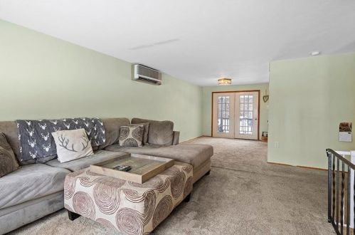 8060 Steubenville Pike, Noblestown PA  15071-9376 exterior