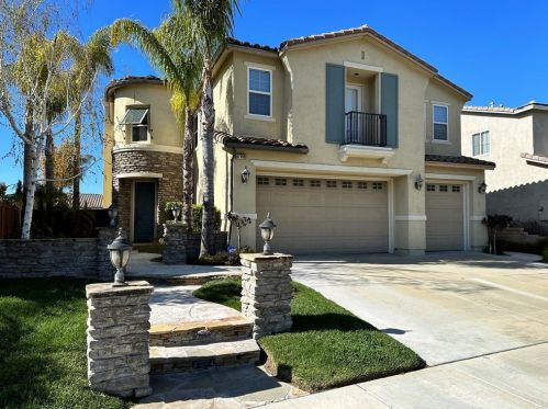 17769 Cape Jasmine Rd, Santa Clarita CA  91387-3817 exterior