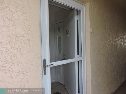 1024 4th Ave, Dania Beach, FL 33004-5205