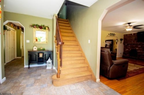 80 Clark Rd, Wantage NJ  07461-3112 exterior