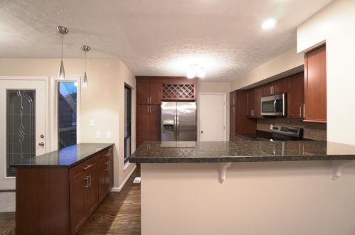 5010 Nob Hl Dr, Newport KY  41075-4096 exterior