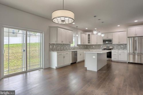 35 Steeple Chase Dr, York Haven PA  17370 exterior