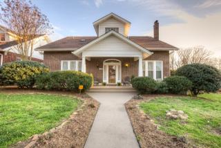 1402 Ordway Pl, Nashville, TN 37206-2734