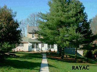 31 Main St, Longlevel, PA 17368-9601