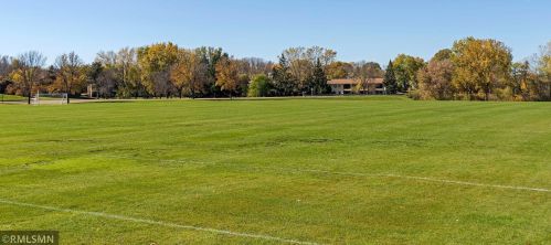 110696 Village Rd, Chaska MN  55318-1386 exterior