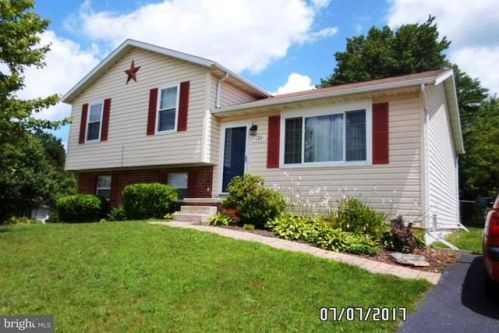 120 Gardenia Dr, Hanover, PA 17331-3473