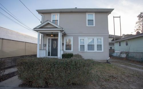 27 Barden St, Providence, RI 02909-5111