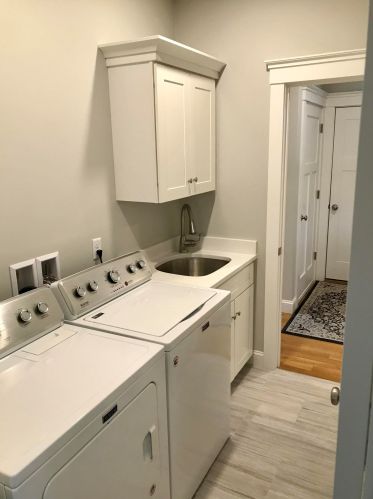 147 Old Barnstable Rd, Mashpee MA  02649-3240 exterior