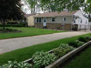 34642 Beach Park Ave, Willoughby, OH 44095-2438