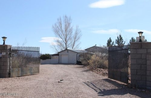 8500 Dixie Rd, Sierra Vista, AZ 85650-9178