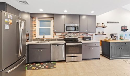 25 Elmbrook Rd, Bedford, MA 01730-1824