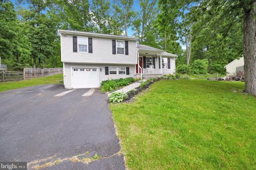18 Deep Powder Trl, Charnita, PA 17320-8519