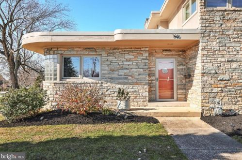 146 George St, Hanover, PA 17331-1917
