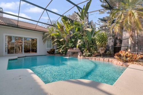 8700 Southern Breeze Dr, Orlando, FL 32836-5009