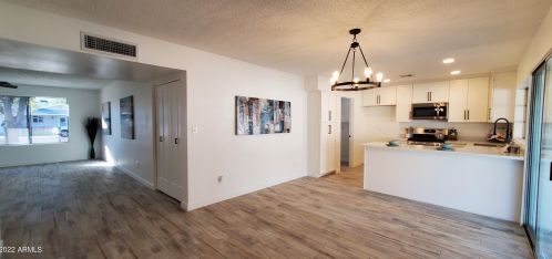 18821 17 Ave, Phoenix AZ 85027-3535 exterior