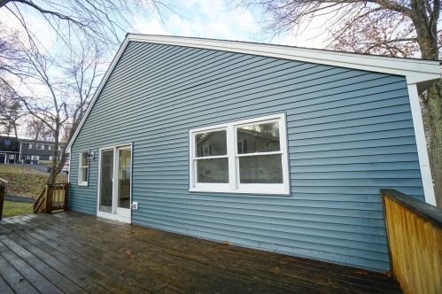 43 Joseph Rd, Salem NH  03079-2021 exterior