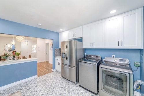 10307 Park St, Bellflower CA  90706-6028 exterior