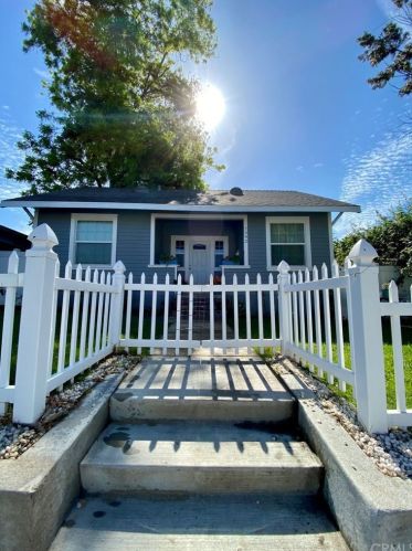 7342 Comstock Ave, Whittier, CA 90602-1611