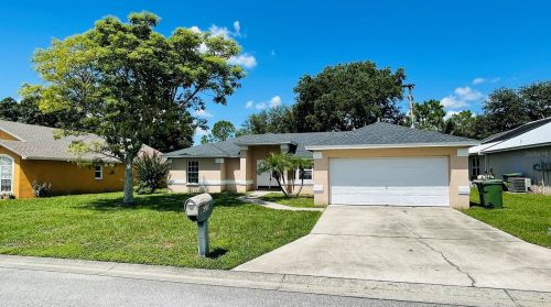 620 Reflections Loop, Winter Haven FL  33884-3565 exterior