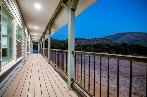 40017 San Francisquito Canyon Rd, Santa Clarita, CA 91390-1028