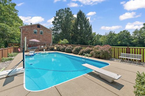 5404 Belle Meade Dr, Stonelick OH  45103-8549 exterior