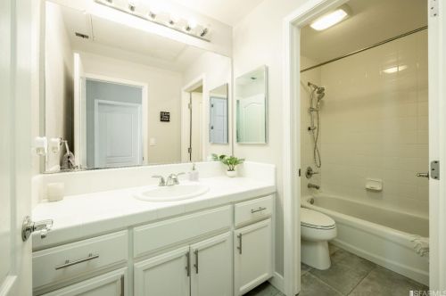 4308 Clarinbridge Cir, Pleasanton CA  94568-7208 exterior