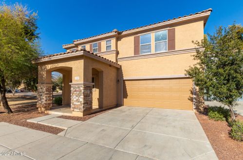 739 112th Dr, Avondale, AZ 85323-7907