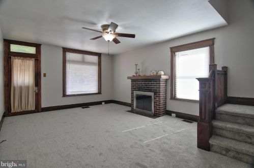 21 Adams St, Pottstown PA 19464-4102 exterior