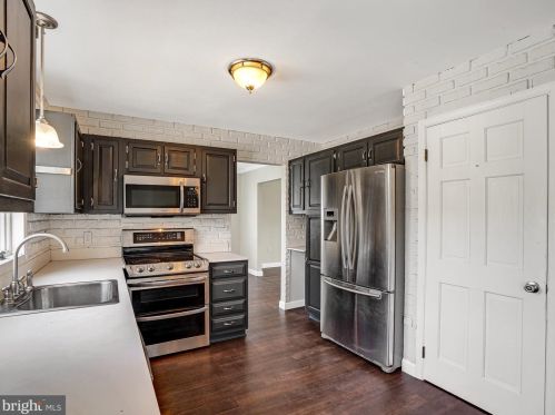 42 Overlook Dr, Primrose PA  17901-4028 exterior