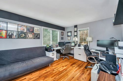 624 Caledonia Rd, Huntington Station NY 11746-5116 exterior