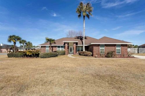 3024 Dauntless Dr, Pensacola, FL 32507-8112