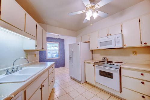 17441 Del Webb Blvd, Sun City, AZ 85373-1916