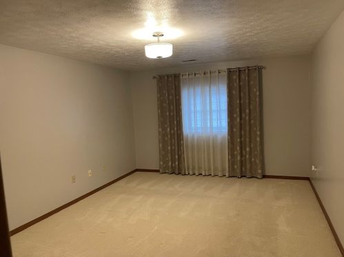2750 Iowa Dr, New Kensington PA  15068-3146 exterior