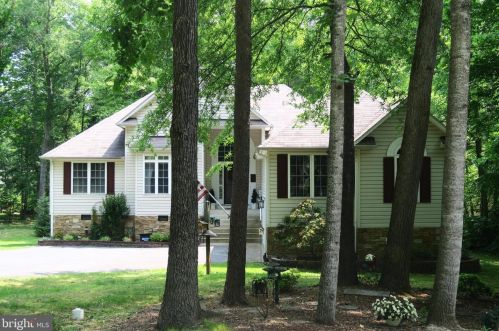 211 Battlefield Rd, Locust Grove, VA 22508-5717