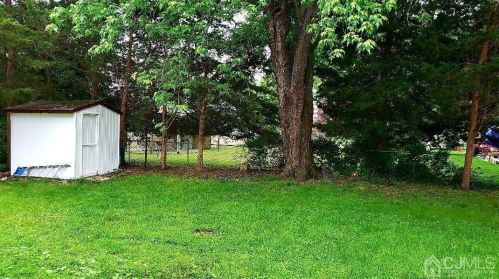 13 Cleveland Ave, East Brunswick, NJ 08816-4744