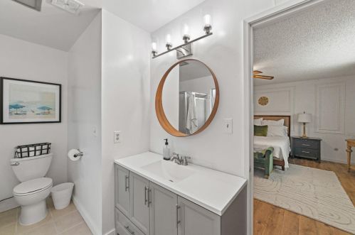 1012 Cottonwood St, Woodland CA  95695-4317 exterior