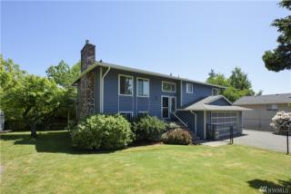 11020 Marine View Dr, Seattle, WA 98146-1617