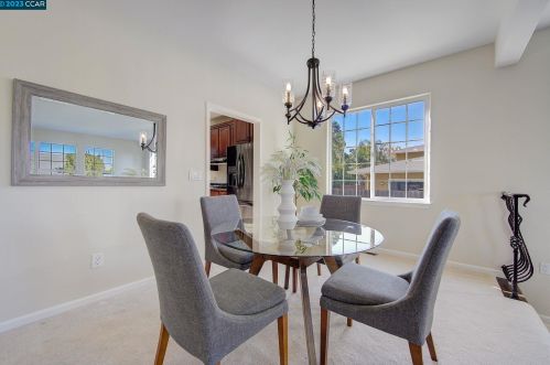 5210 Heritage Dr, Concord, CA 94521-3181