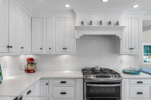 15 Sheraton Ln, Locust NJ  07760-1130 exterior
