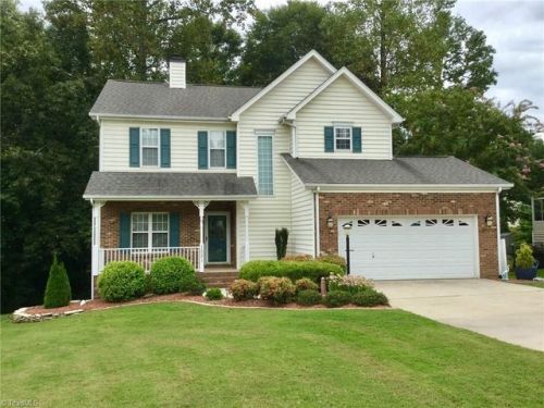 1521 Ballard Ct, Kernersville, NC 27284-7938