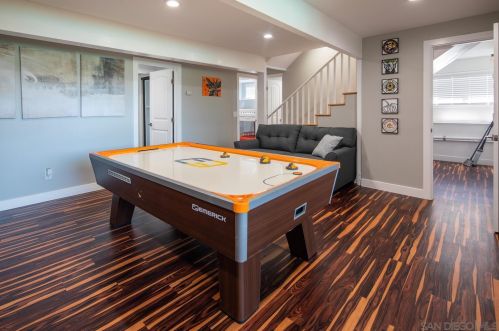 4134 Narragansett Ave, San Diego CA 92107-2619 exterior