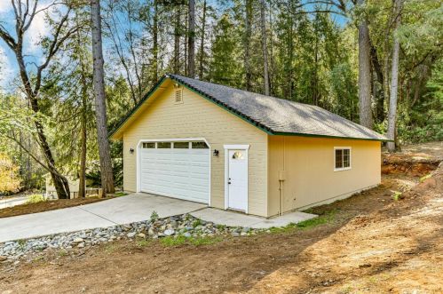 5257 Cold Springs Dr, Michigan Bluff CA  95631-9740 exterior