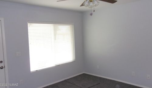 2381 Saddleback Ave, Tucson, AZ 85710-6128