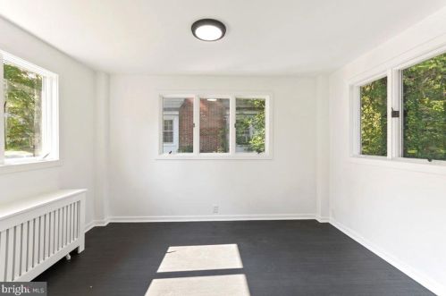 201 Plymouth Pl, Camden NJ  08109-2834 exterior