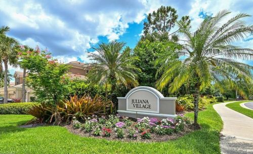 4715 Shinnecock Hills Ct, Naples, FL 34112-7947
