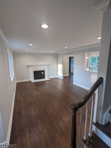 612 Brookside Pl, Cranford NJ  07016-1658 exterior