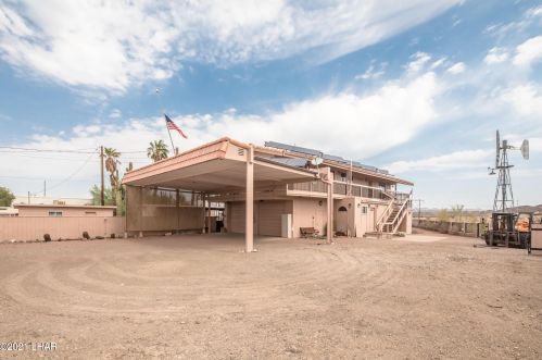 31693 Crows Nest Dr, Parker, AZ 85344-7560