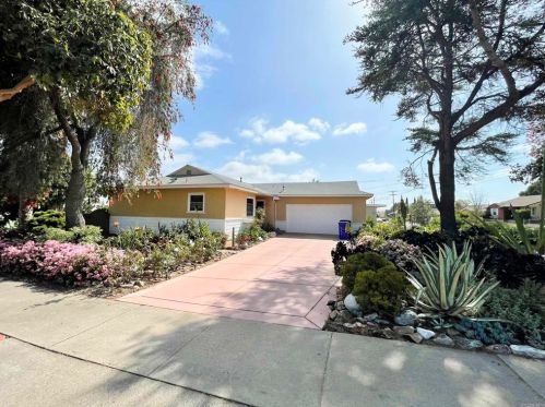 1046 Swaner St, San Diego, CA 92114-1853