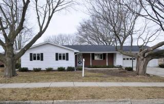 417 Maunesha Dr, Marshall, WI 53559-9355