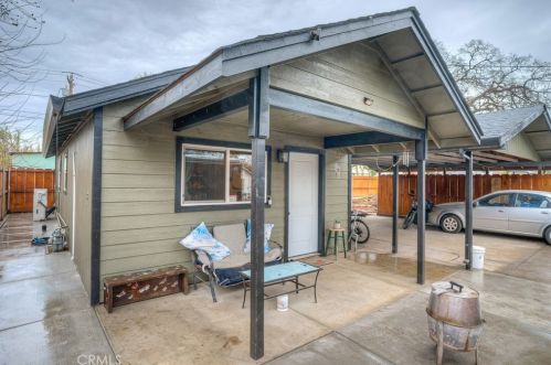 2380 Ithaca St, Oroville, CA 95966-6716